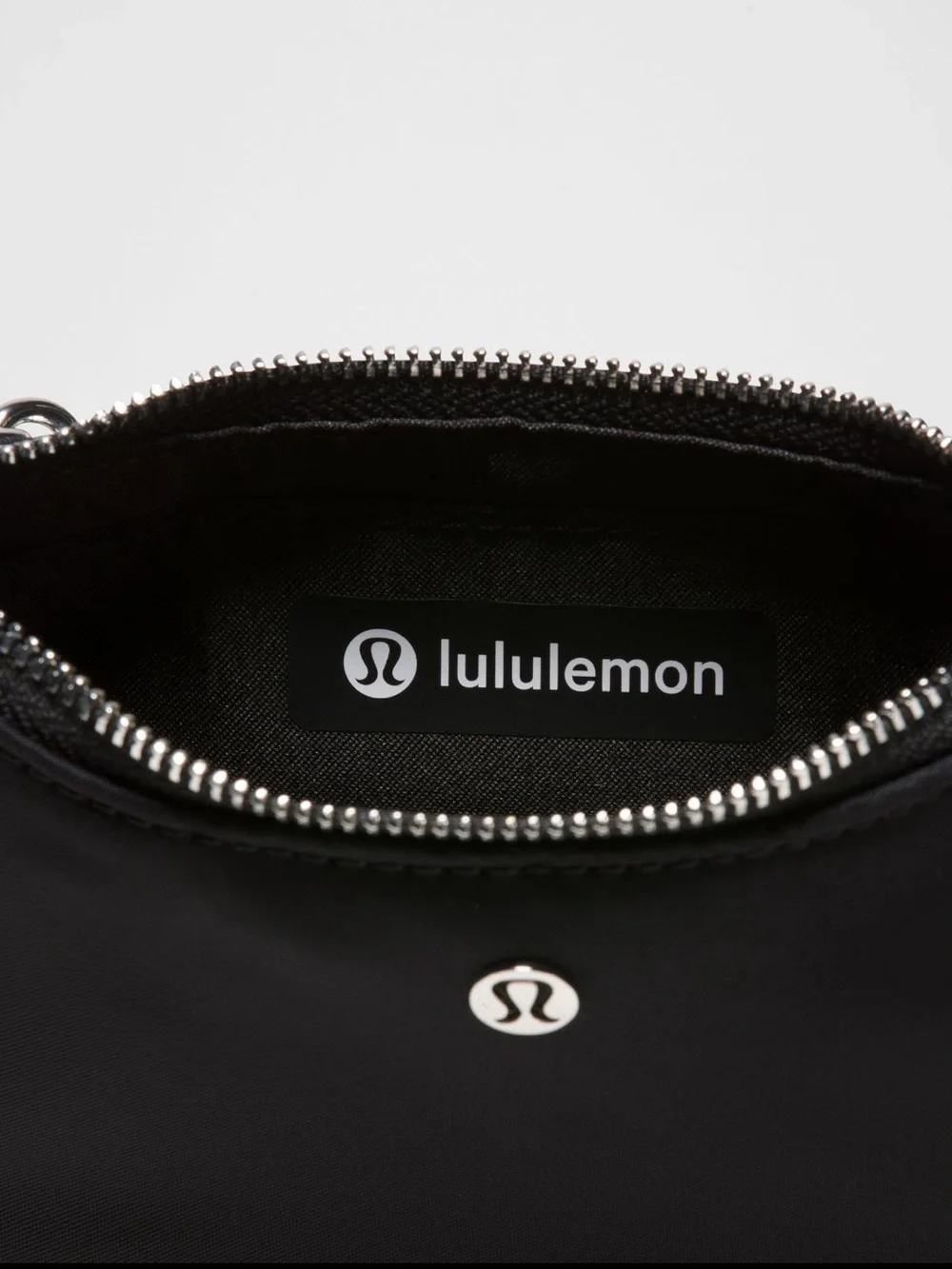 NWT Lululemon Two Tone Canvas Mini Boxy Tote 4.5L - Black BUNDLE - Picture 13 of 14